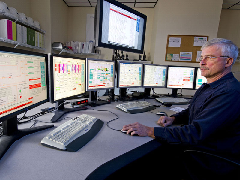 چرا ارتقاء GE Mark V به Mark VIe یک حرکت هوشمندانه برای افزایش قابلیت اطمینان نیروگاه است؟